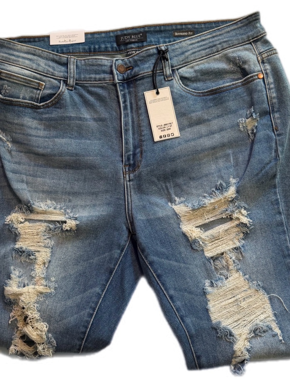 Judy Blue Mommin' Ain't Easy Plus 20W Boyfriend Stretch
Denim